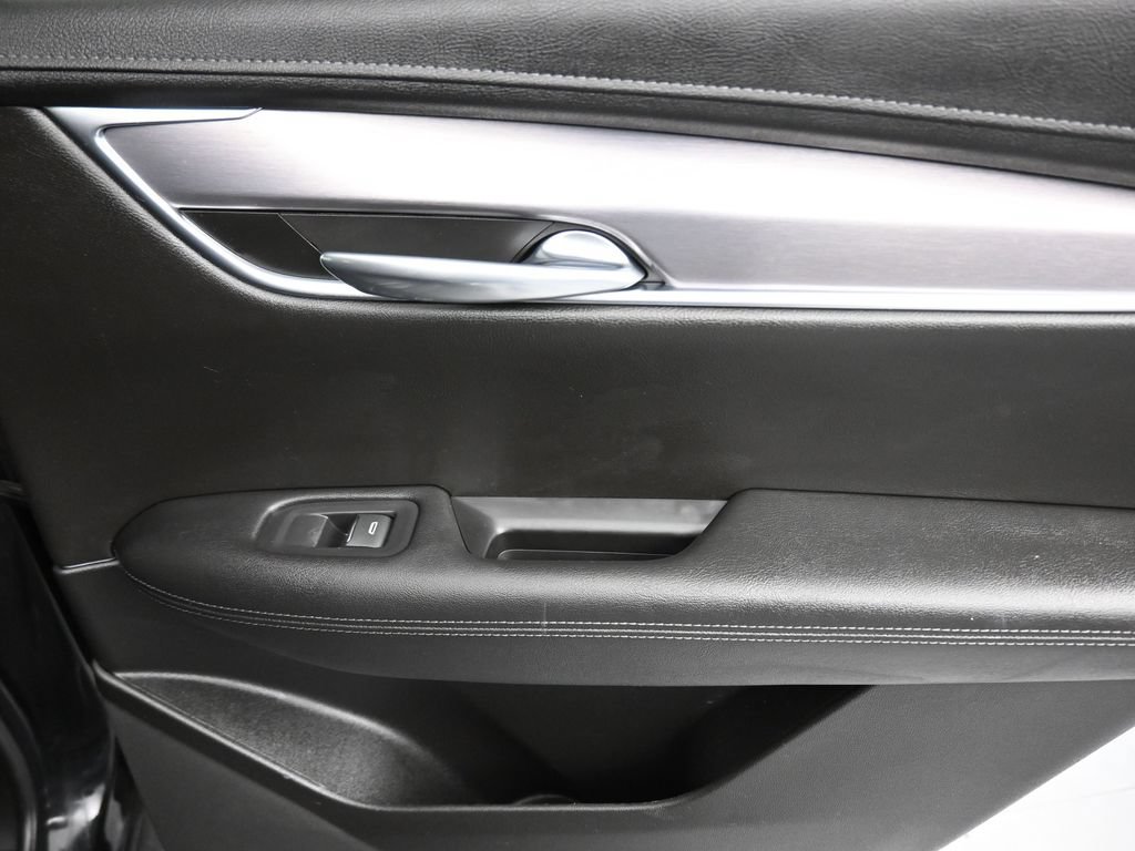 Used 2020 Cadillac XT5 Luxury FWD image 35