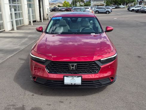 Used 2024 Honda Accord EX-L image 11
