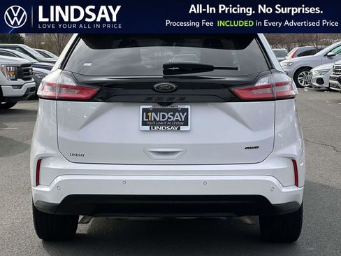 Used 2024 Ford Edge SE w/ Black Appearance Package image 6