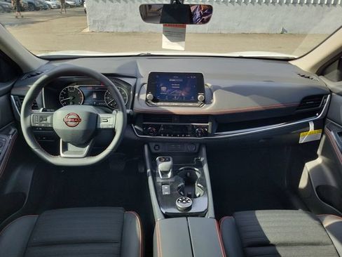 New 2026 Nissan Rogue SV AWD/4WD image 22