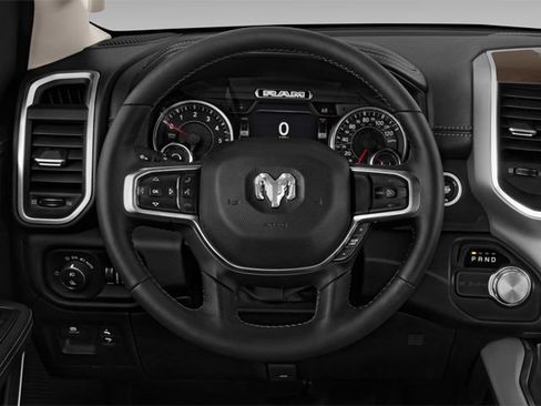 Used 2022 RAM 1500 Laramie AWD/4WD image 8