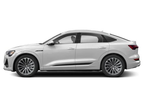 Used 2021 Audi e-tron Premium AWD/4WD image 3