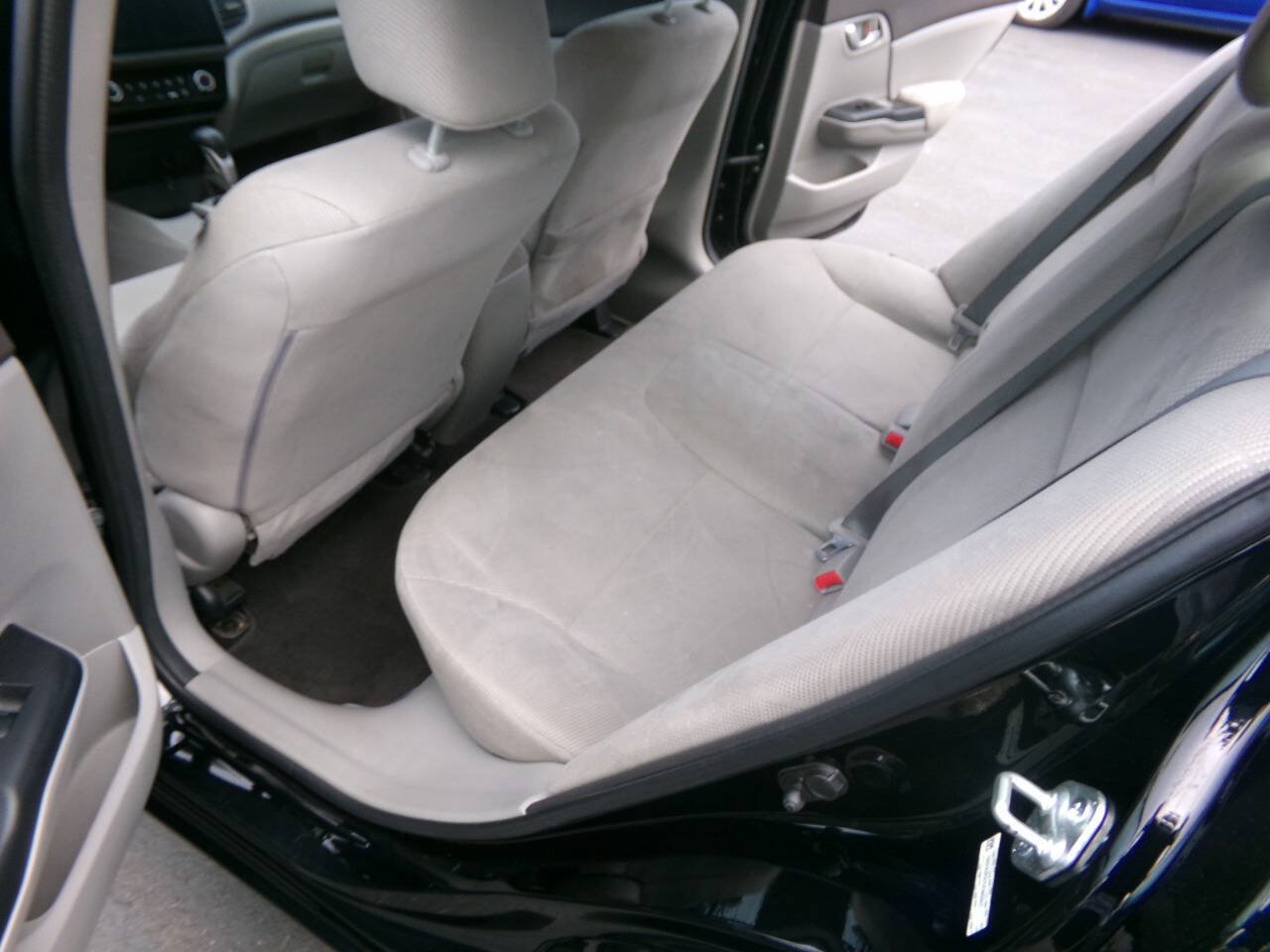 Used 2012 Honda Civic LX image 7