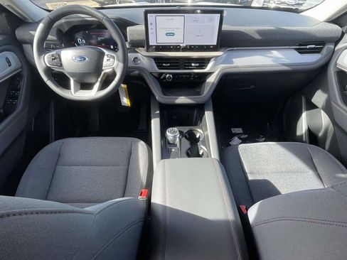 New 2026 Ford Explorer Active image 10