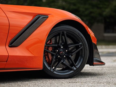 Used 2019 Chevrolet Corvette ZR1 RWD image 16