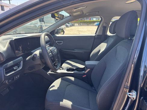 Used 2025 Kia K4 FWD image 25