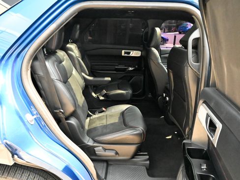 Used 2023 Ford Explorer ST w/ Equipment Group 401A AWD/4WD image 54