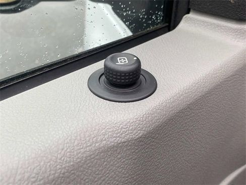 Used 2024 Ford E-350 and Econoline 350 Super Duty w/ Power Windows & Locks Group image 12