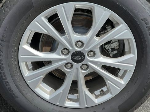 Used 2023 Ford Escape Active w/ Tech Pack #1 AWD/4WD image 6