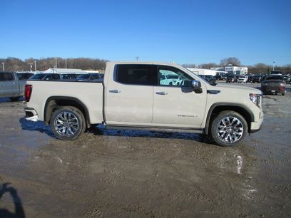 New 2026 GMC Sierra 1500 Denali w/ Denali Reserve Package