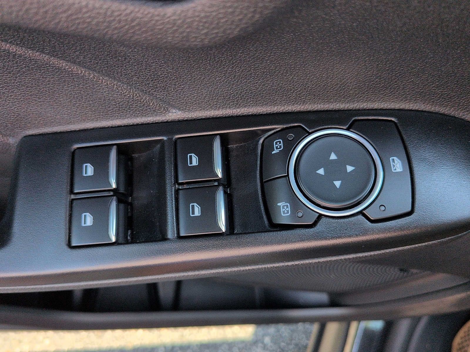 Certified 2025 Ford Escape Active FWD image 14