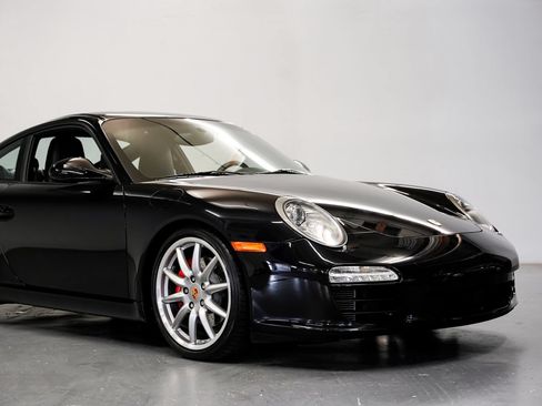 Used 2011 Porsche 911 Carrera S RWD image 37