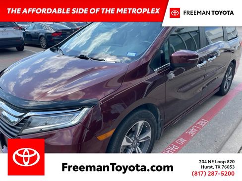 Used 2019 Honda Odyssey Touring image 1