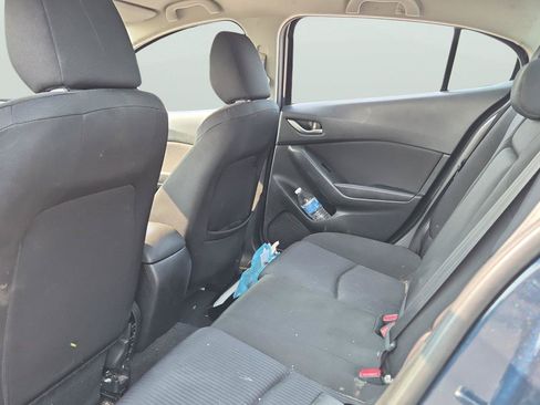 Used 2016 MAZDA MAZDA3 i Sport w/ Preferred Equipment Package FWD image 17