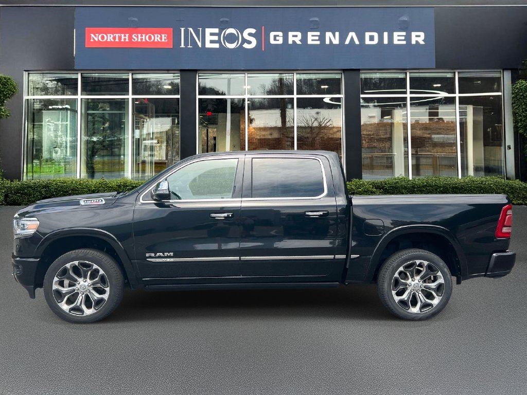 Used 2022 RAM 1500 Limited w/ Body Color Bumper Group AWD/4WD image 4