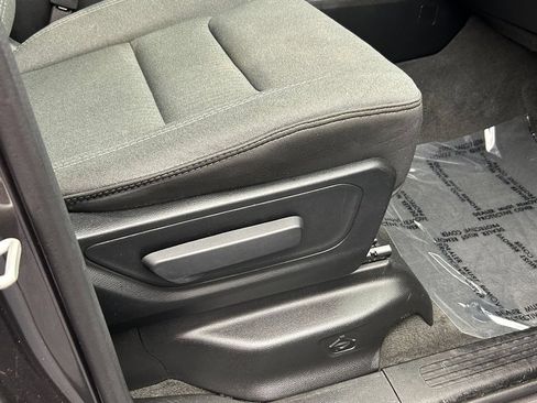Used 2023 RAM 1500 Big Horn RWD image 44