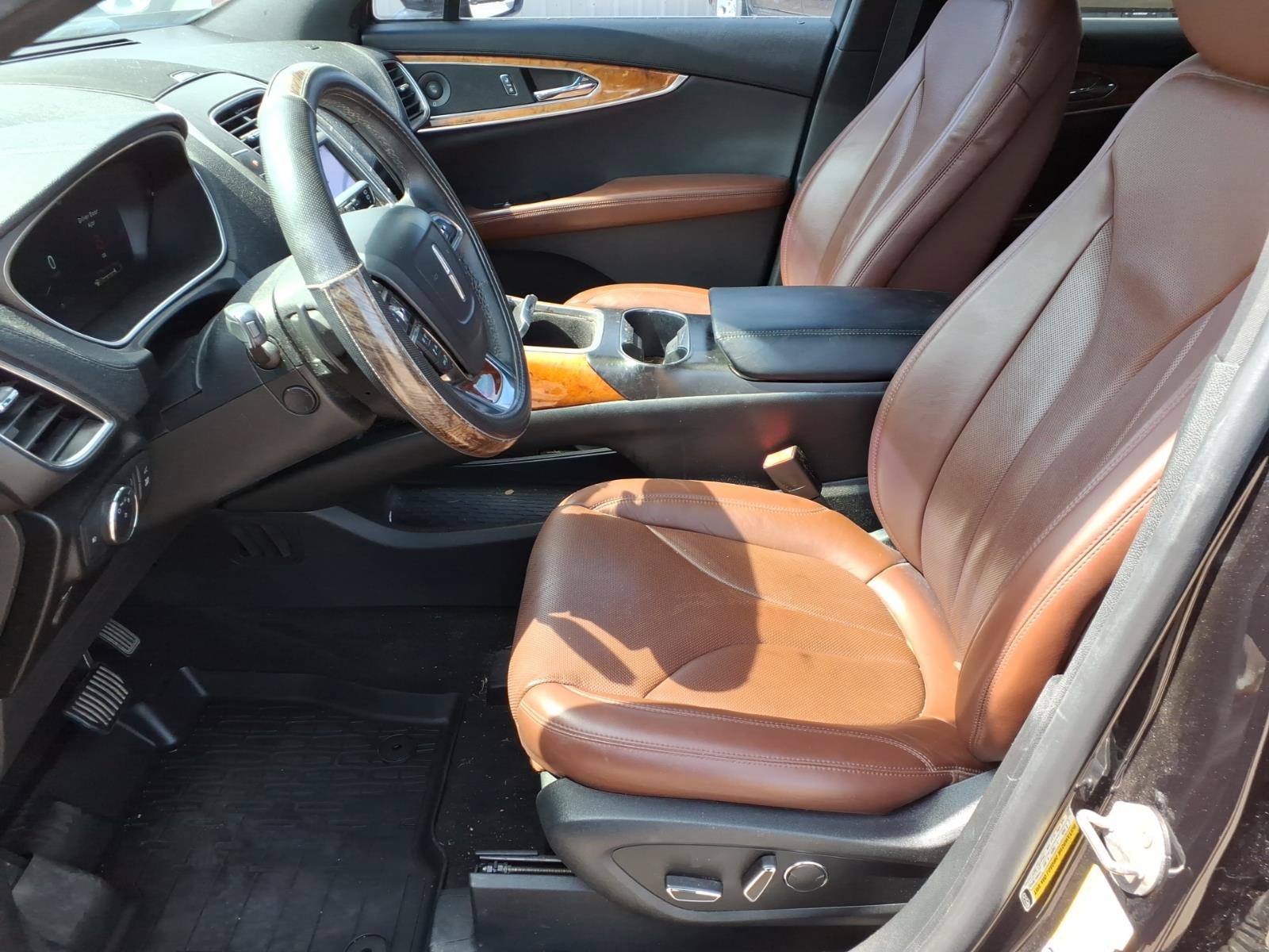 Used 2020 Lincoln Nautilus Reserve FWD image 10