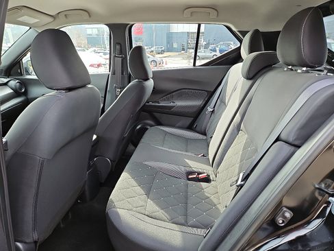 Certified 2020 Nissan Kicks S image 9