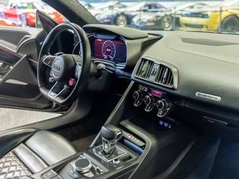 Used 2017 Audi R8 V10 plus image 14