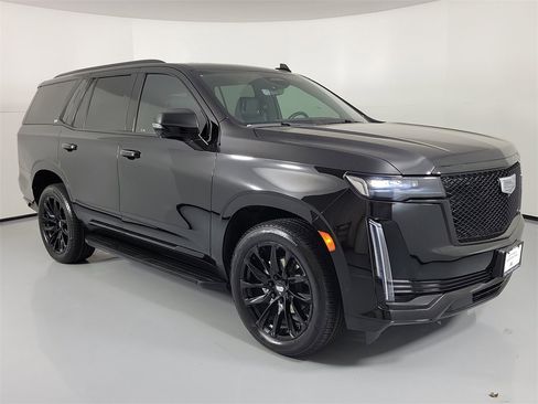 Certified 2021 Cadillac Escalade Sport w/ LPO, ONYX Package image 1