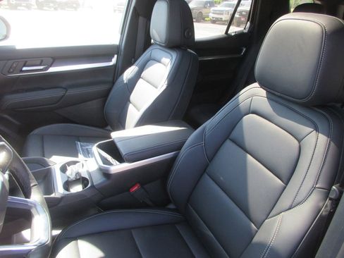 New 2026 GMC Terrain Elevation w/ Elevation Premium Package FWD image 11