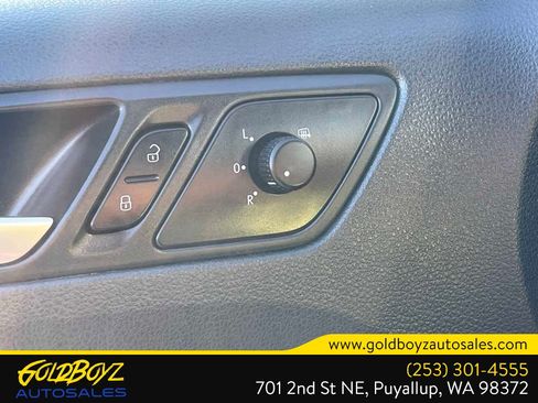 Used 2014 Volkswagen Jetta SE FWD image 27