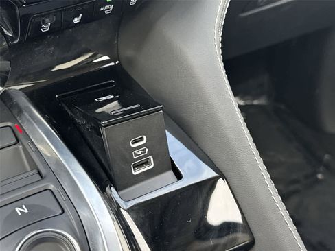 Certified 2025 Acura MDX SH-AWD w/ Advance Package image 28