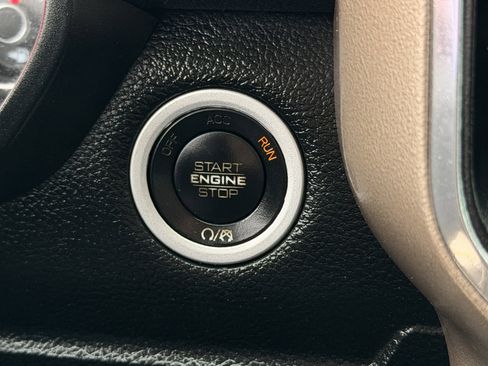 Used 2021 RAM 1500 Laramie image 22