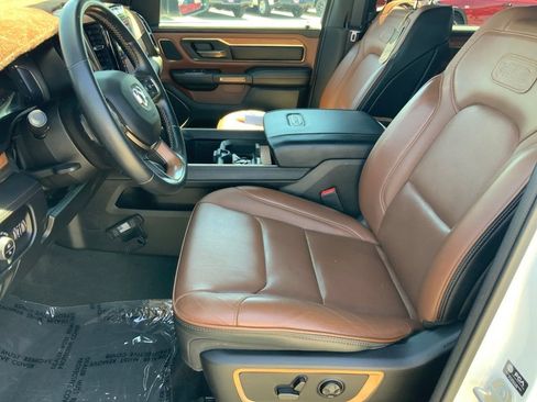 Used 2024 RAM 1500 Limited AWD/4WD image 16