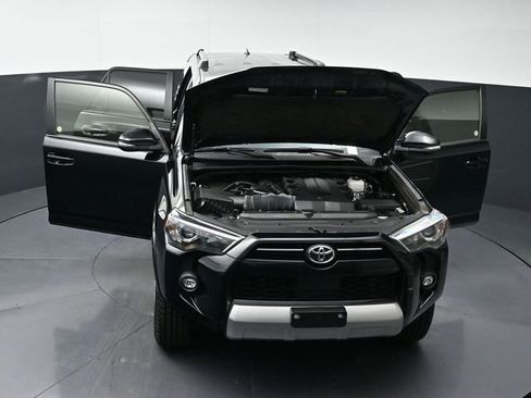 Used 2024 Toyota 4Runner TRD Off-Road Premium image 41