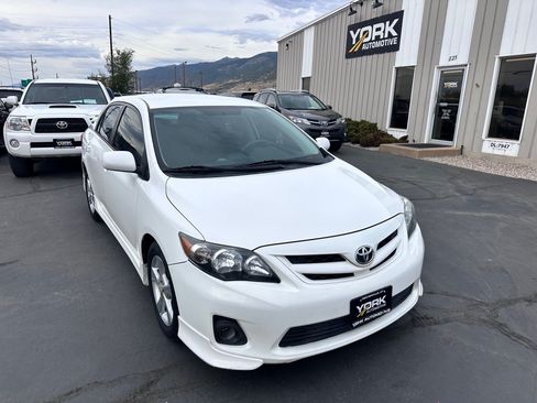 Used 2013 Toyota Corolla S FWD image 1