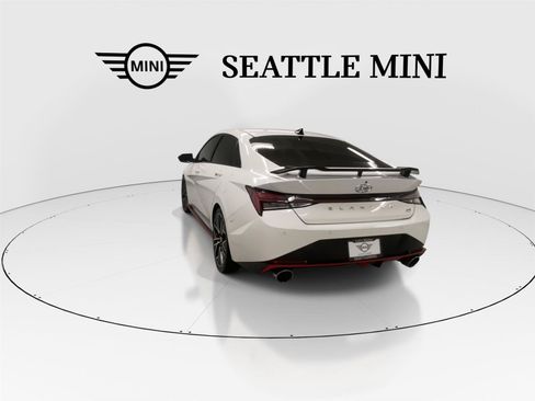 Used 2022 Hyundai Elantra N FWD image 9