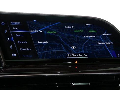 Used 2023 Cadillac Escalade ESV Premium Luxury Platinum image 16