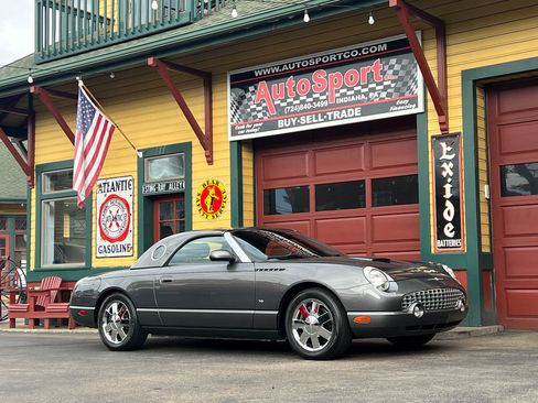 Used 2003 Ford Thunderbird Deluxe image 1