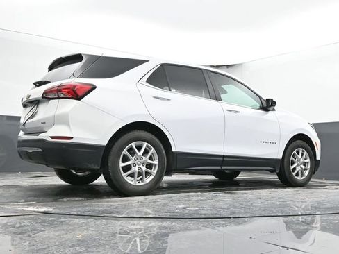 Used 2024 Chevrolet Equinox LT image 48
