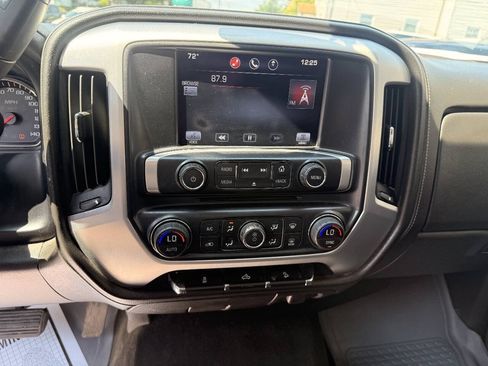 Used 2014 GMC Sierra 1500 SLE w/ SLE Value Package AWD/4WD image 18