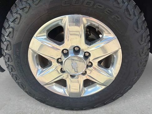 Used 2020 Chevrolet Silverado 3500 LTZ w/ LTZ Premium Package AWD/4WD image 12
