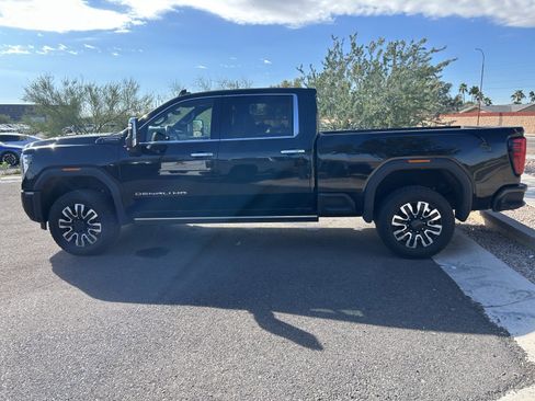 Used 2024 GMC Sierra 3500 Denali Ultimate image 6