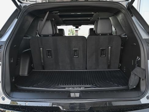Used 2023 Chevrolet Traverse Premier w/ Redline Edition FWD image 43
