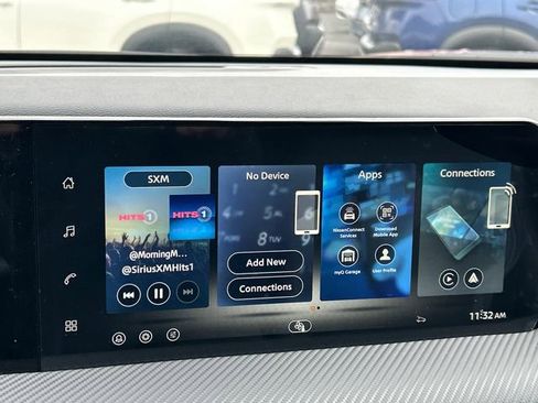 New 2026 Nissan Kicks SR AWD/4WD image 15