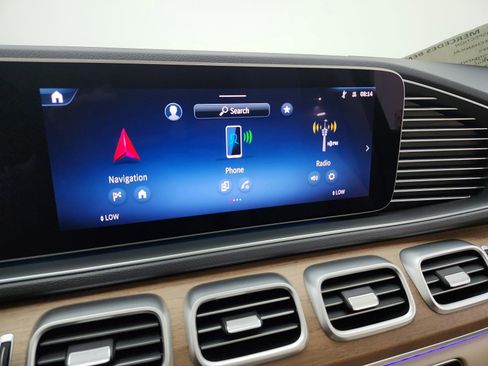 Used 2024 Mercedes-Benz GLE 350 4MATIC image 10