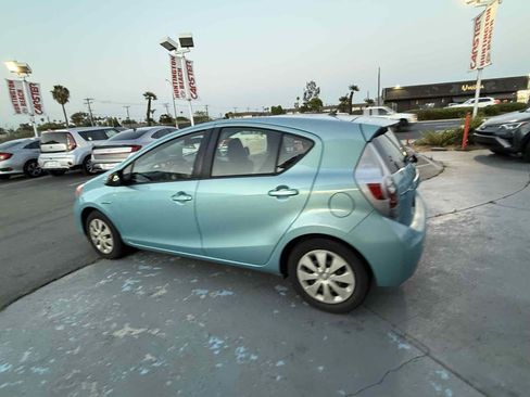 Used 2014 Toyota Prius C Two image 21