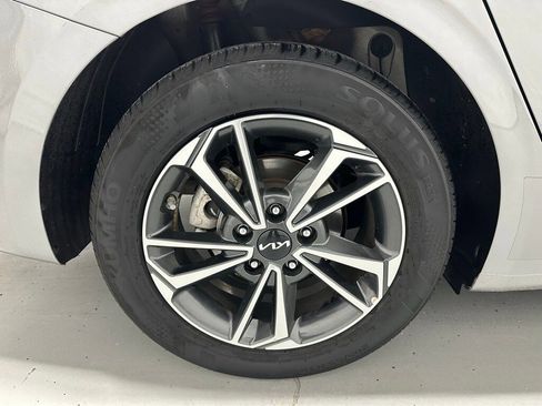 Used 2024 Kia Forte LXS image 58