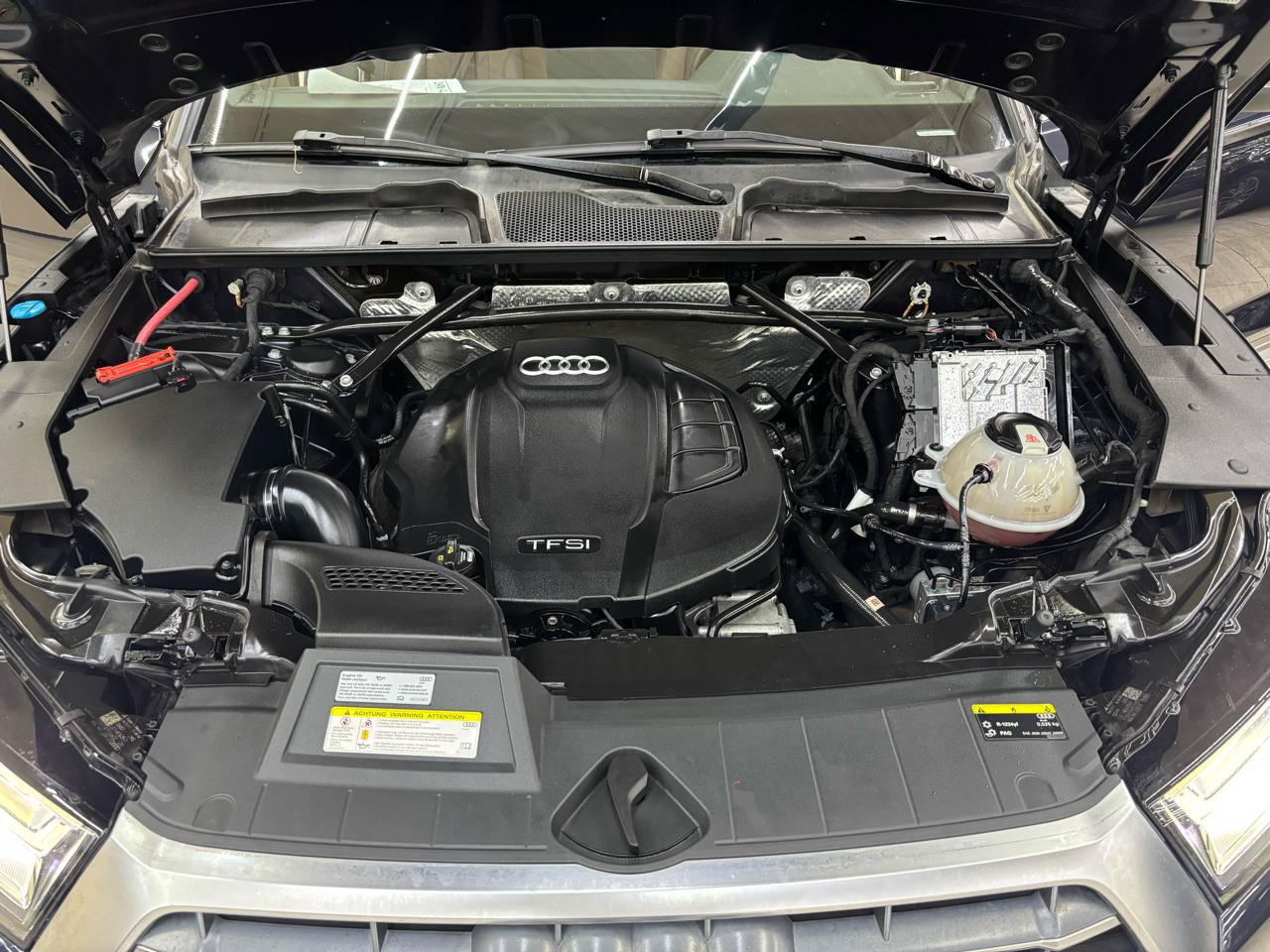 Used 2018 Audi Q5 2.0T Premium Plus w/ Premium Plus Package AWD/4WD image 37