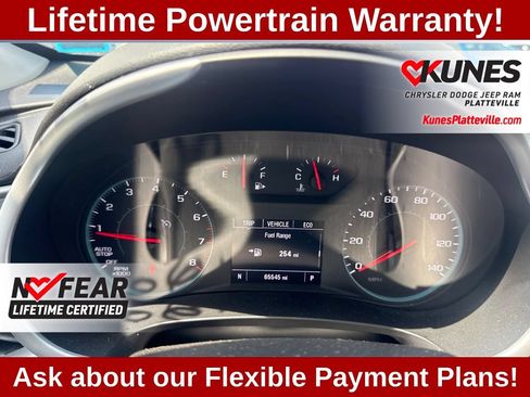 Used 2023 Chevrolet Malibu LT FWD image 18