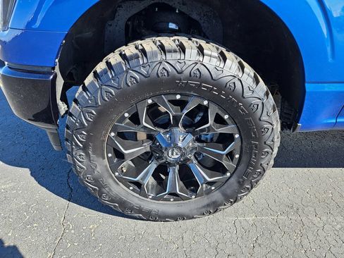 Used 2023 Ford F150 XLT AWD/4WD image 9