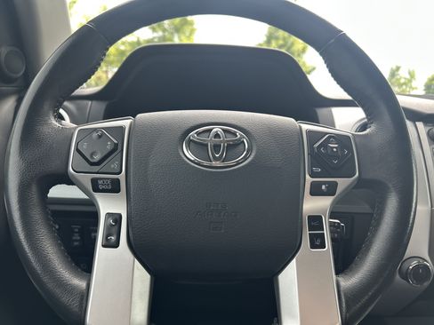 Used 2019 Toyota Tundra Platinum AWD/4WD image 17