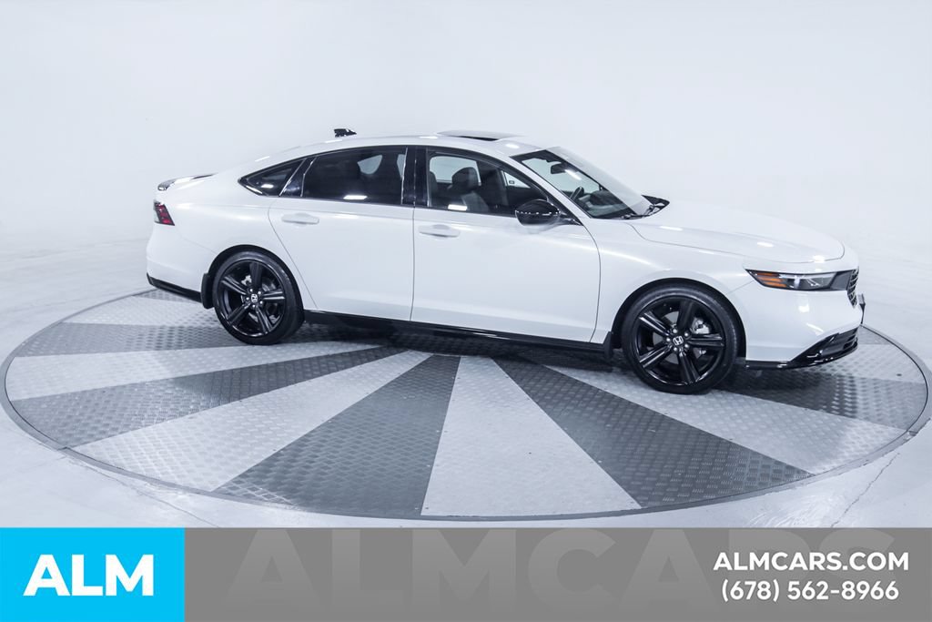 Used 2024 Honda Accord Sport image 13