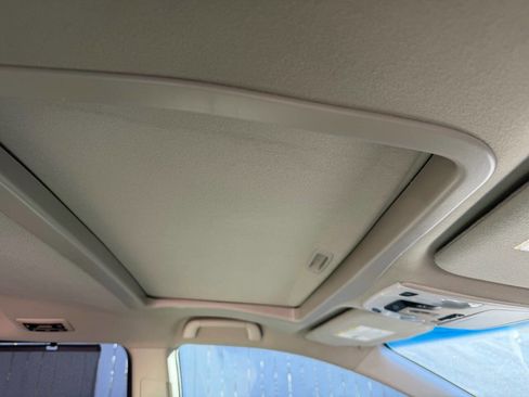 Used 2013 Toyota Sienna XLE image 14