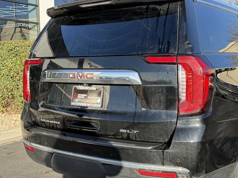 Used 2022 GMC Yukon XL SLT image 37